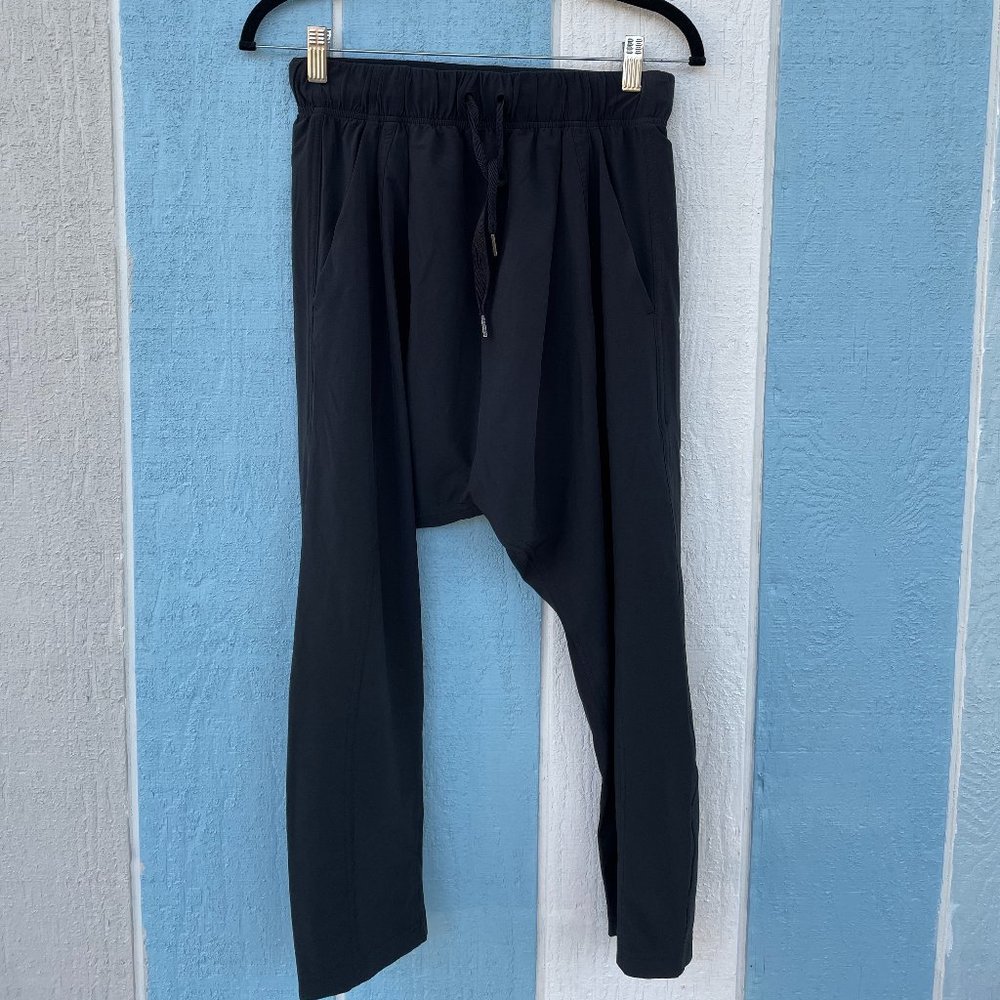 LULULEMON Harem Style Pants - Size 6